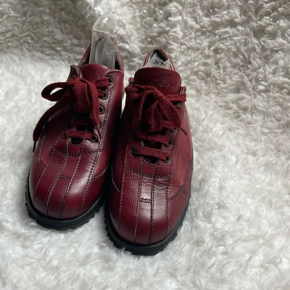 Hogan leather Burgundy lace up shoes rubber soles made in Italy EUR SZ38